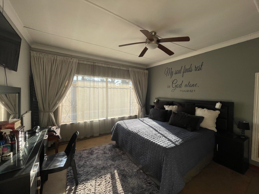 4 Bedroom Property for Sale in Brenthurst Gauteng