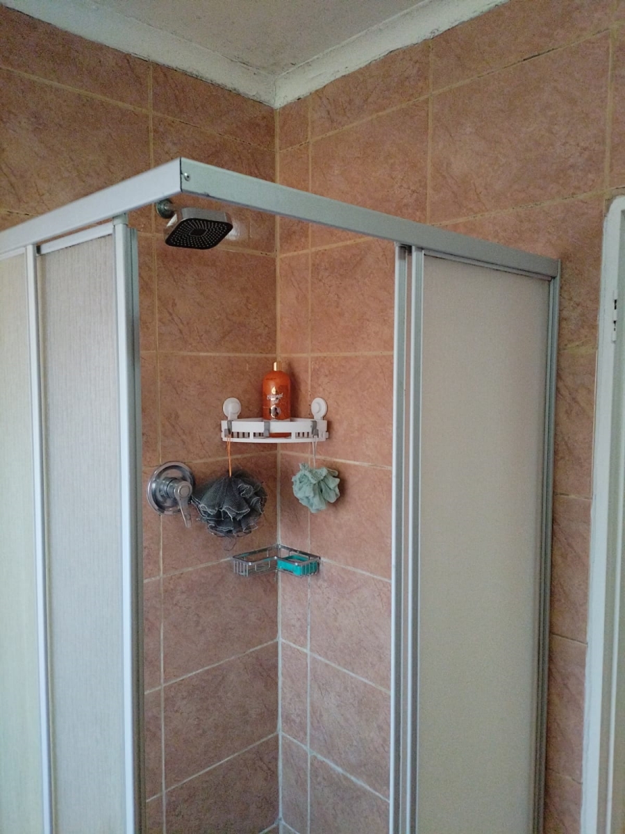 3 Bedroom Property for Sale in Bakerton Gauteng