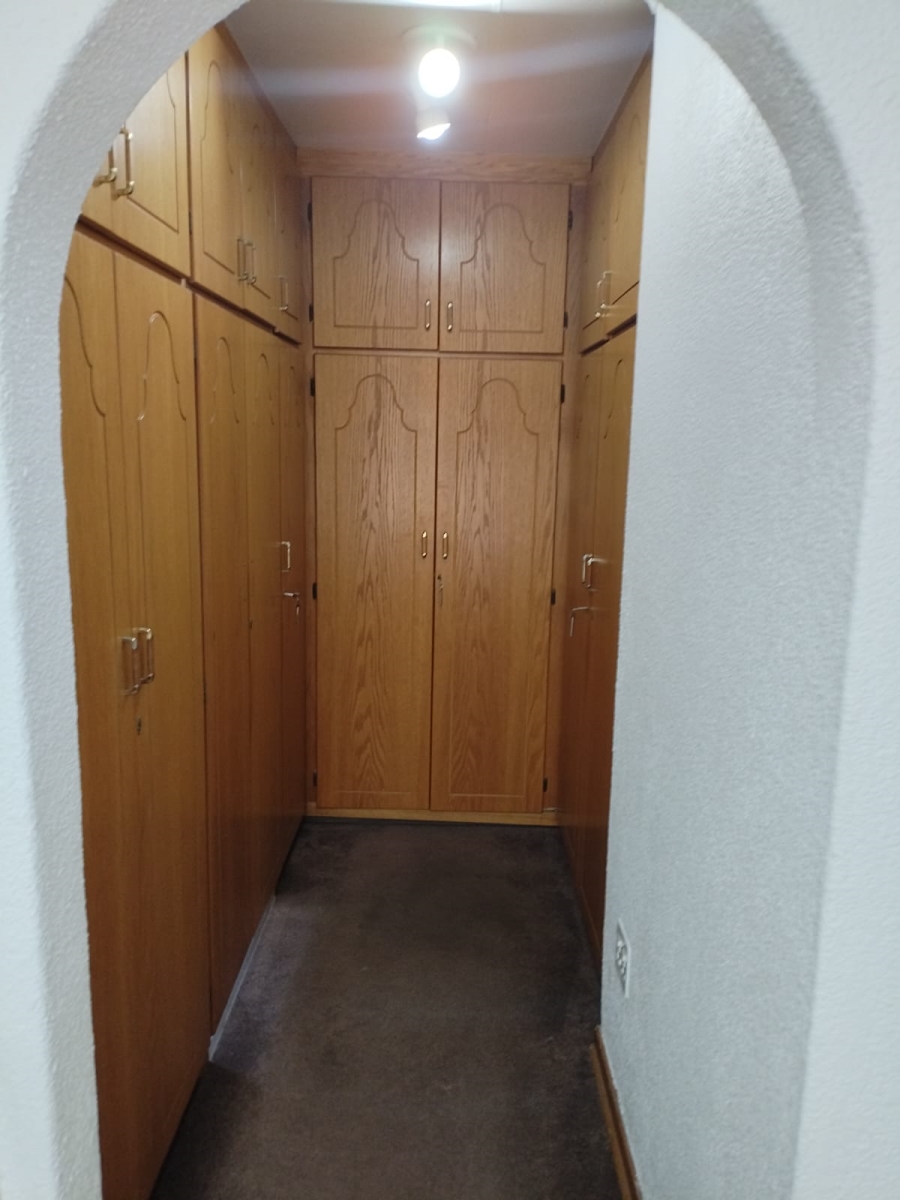 3 Bedroom Property for Sale in Bakerton Gauteng