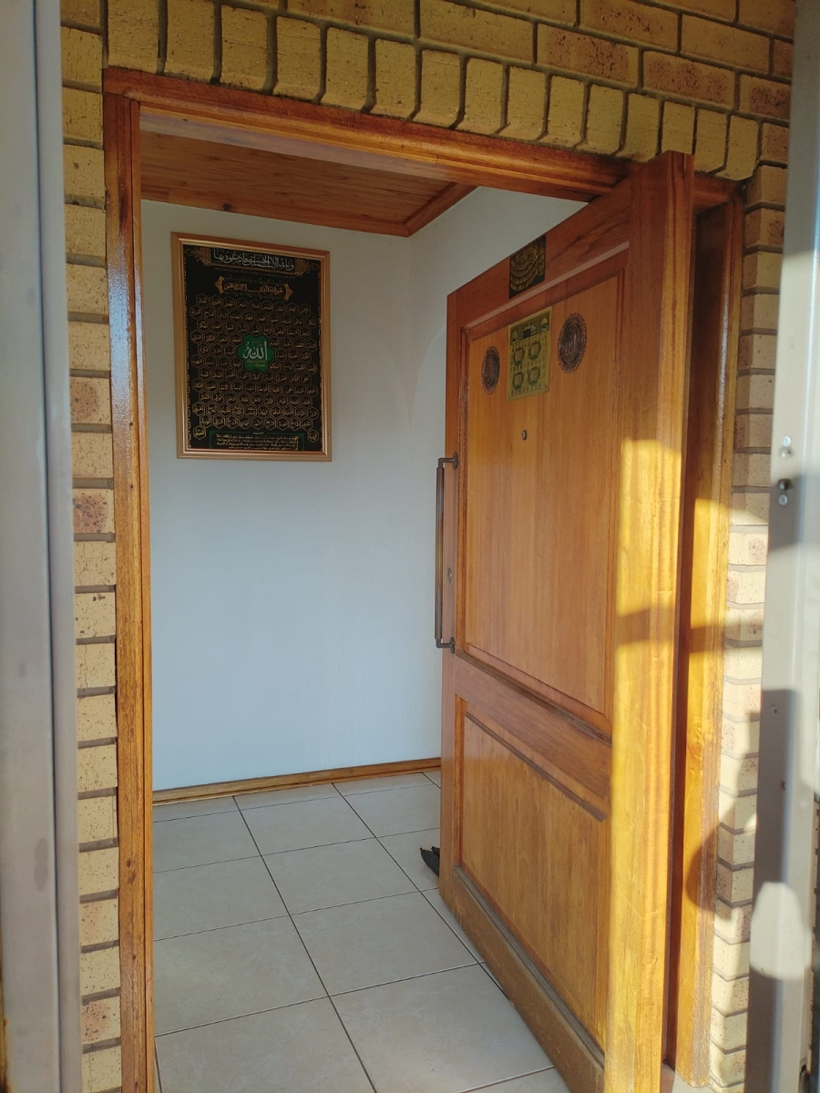 3 Bedroom Property for Sale in Bakerton Gauteng
