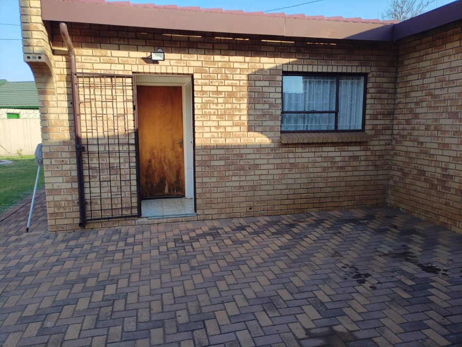 3 Bedroom Property for Sale in Bakerton Gauteng