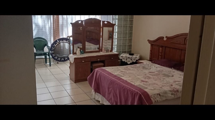 2 Bedroom Property for Sale in Benoni Central Gauteng