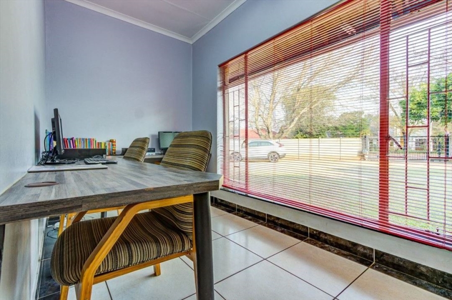 3 Bedroom Property for Sale in Van Riebeeck Park Gauteng