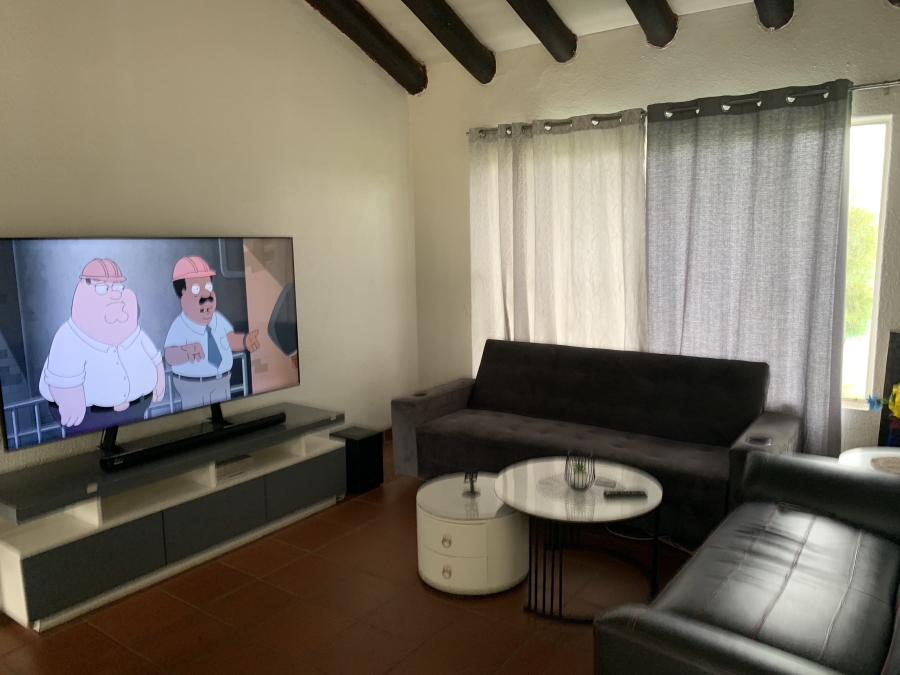 To Let 1 Bedroom Property for Rent in Lonehill Gauteng