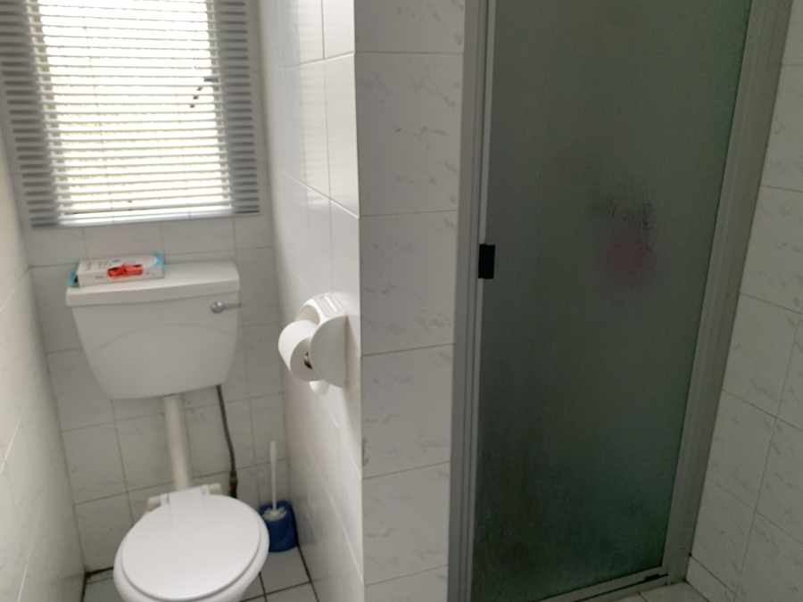 To Let 1 Bedroom Property for Rent in Lonehill Gauteng