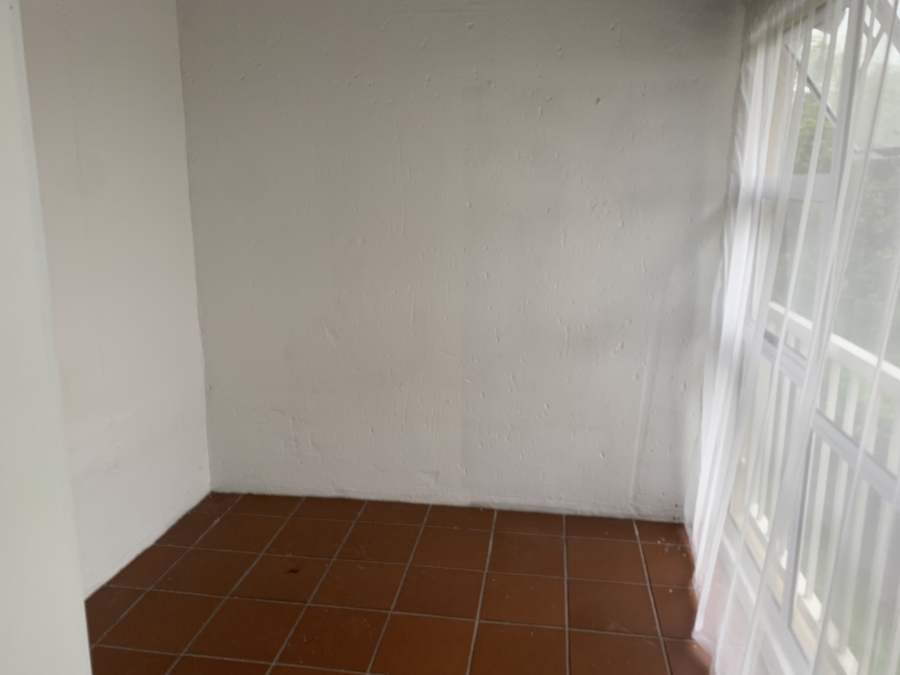 To Let 1 Bedroom Property for Rent in Lonehill Gauteng