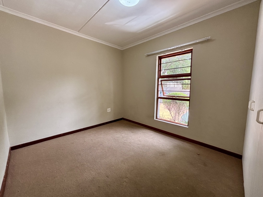 To Let 2 Bedroom Property for Rent in Bryanston Gauteng