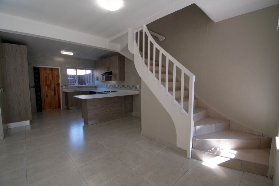 To Let 3 Bedroom Property for Rent in Horizon View Gauteng