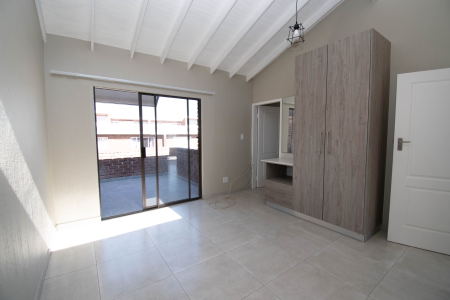 To Let 3 Bedroom Property for Rent in Horizon View Gauteng