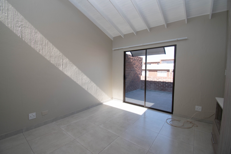 To Let 3 Bedroom Property for Rent in Horizon View Gauteng