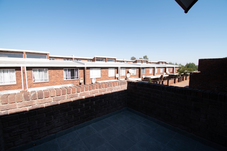 To Let 3 Bedroom Property for Rent in Horizon View Gauteng