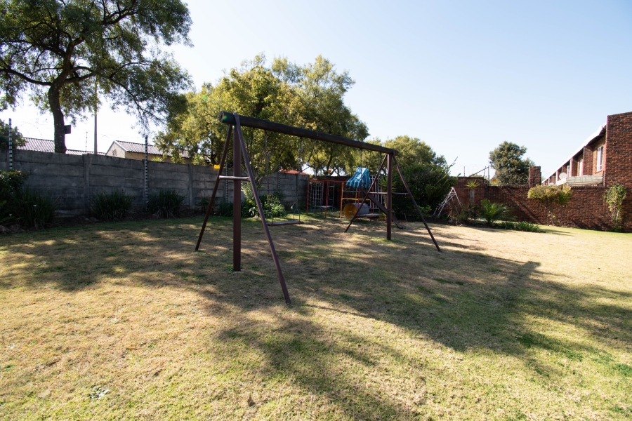 To Let 3 Bedroom Property for Rent in Horizon View Gauteng