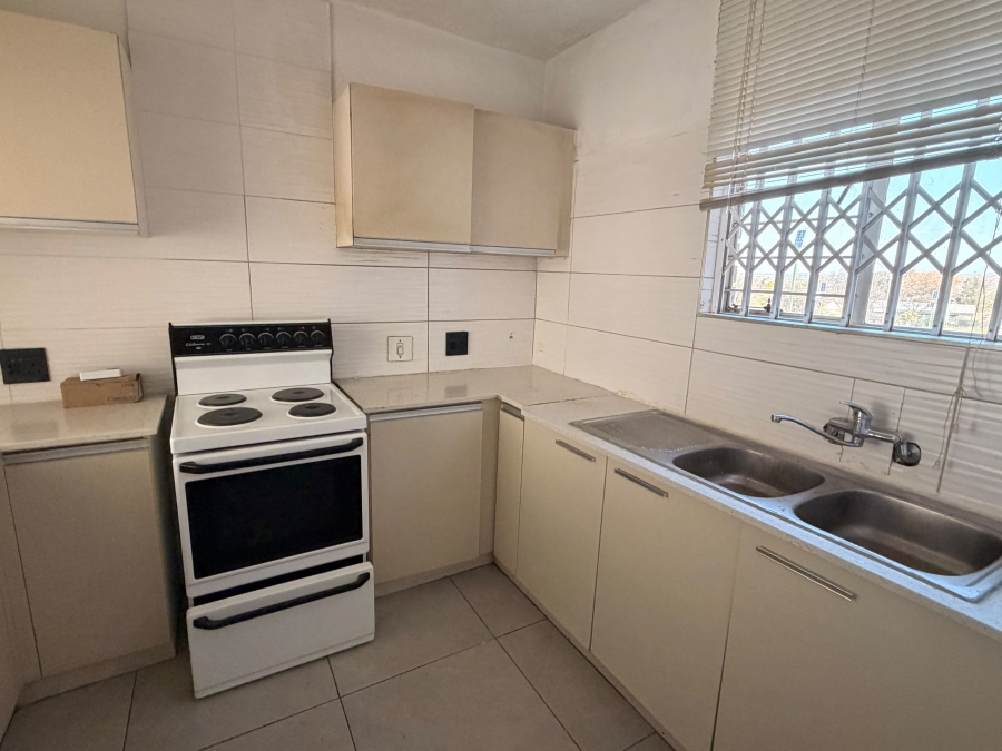 To Let 2 Bedroom Property for Rent in Erasmia Gauteng
