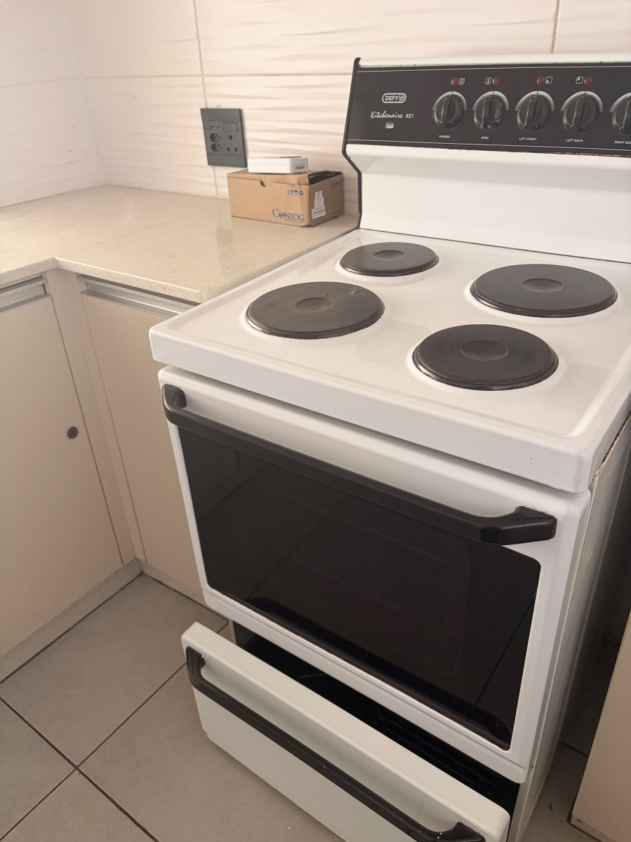To Let 2 Bedroom Property for Rent in Erasmia Gauteng