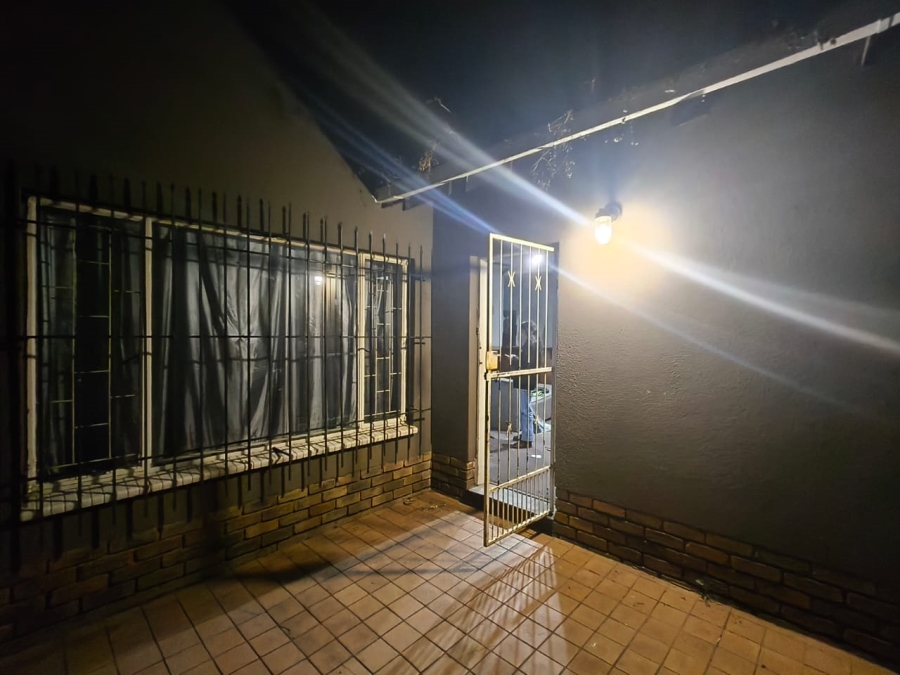 3 Bedroom Property for Sale in Erasmia Gauteng
