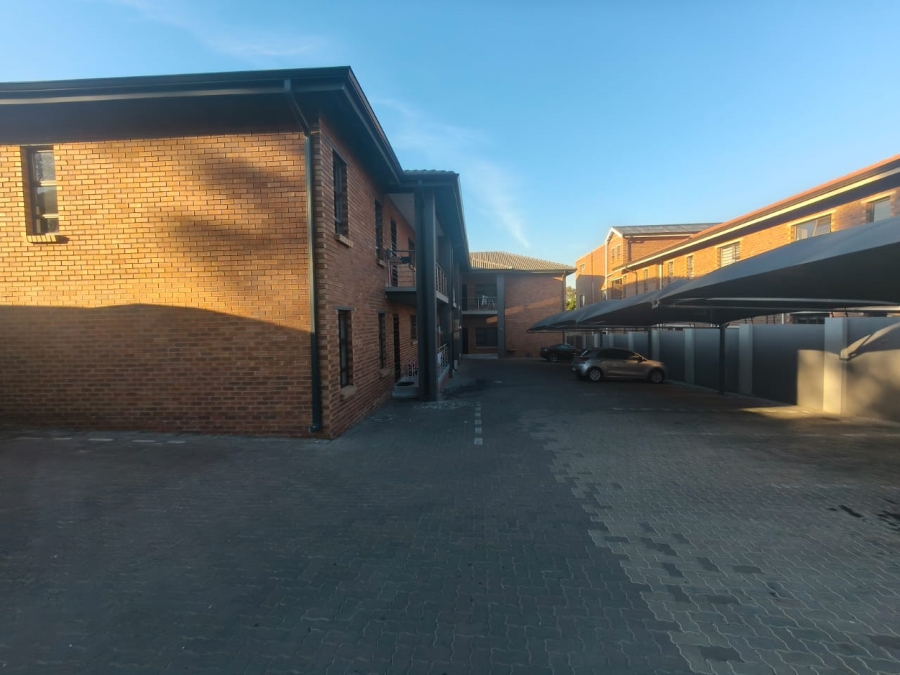 16 Bedroom Property for Sale in Marlboro Gardens Gauteng