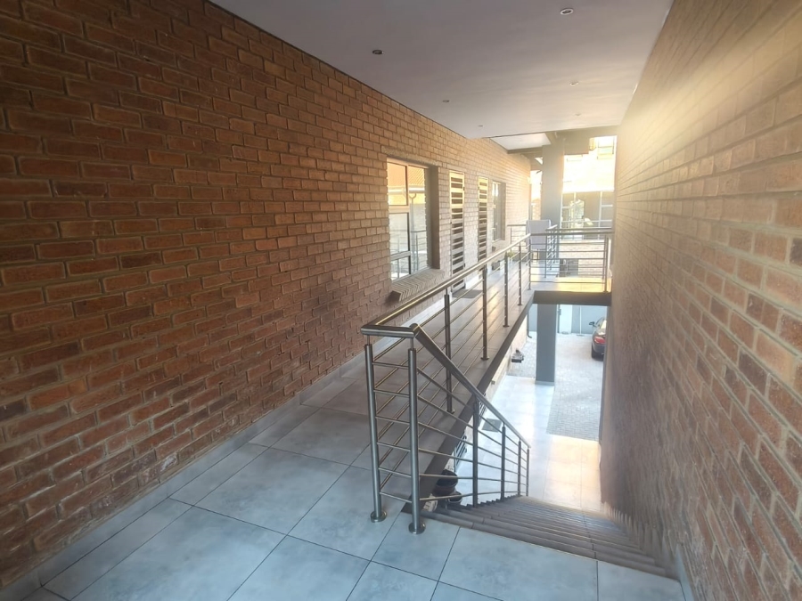 16 Bedroom Property for Sale in Marlboro Gardens Gauteng