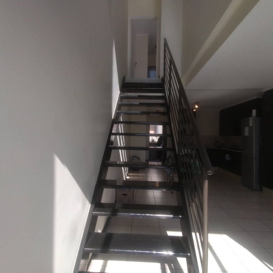 To Let 1 Bedroom Property for Rent in Lonehill Gauteng