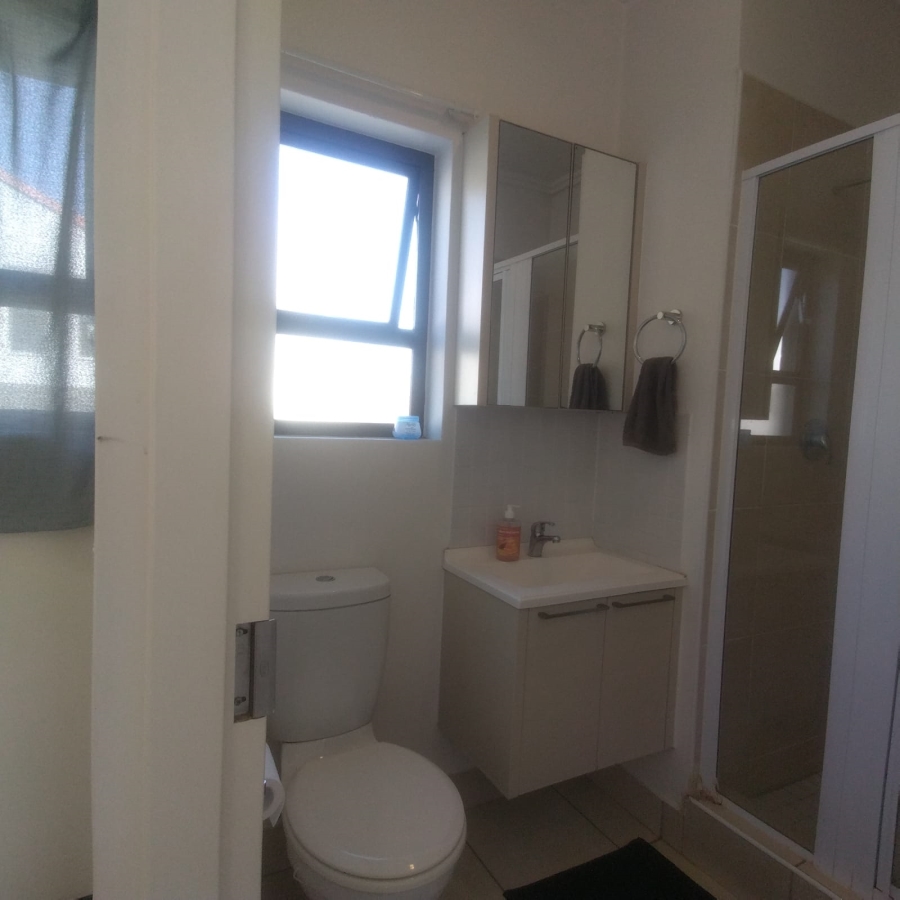 To Let 1 Bedroom Property for Rent in Lonehill Gauteng
