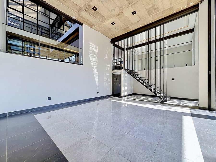 6 Bedroom Property for Sale in Waterkloof Gauteng