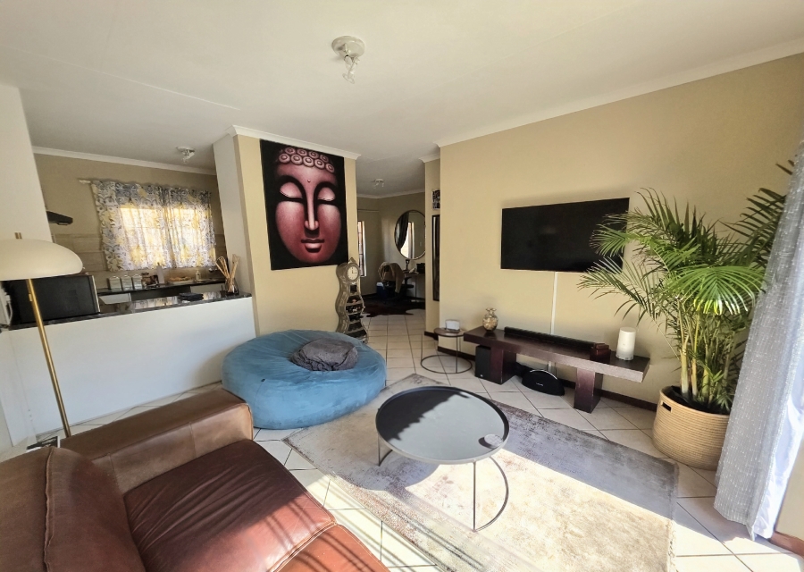 2 Bedroom Property for Sale in Noordwyk Gauteng