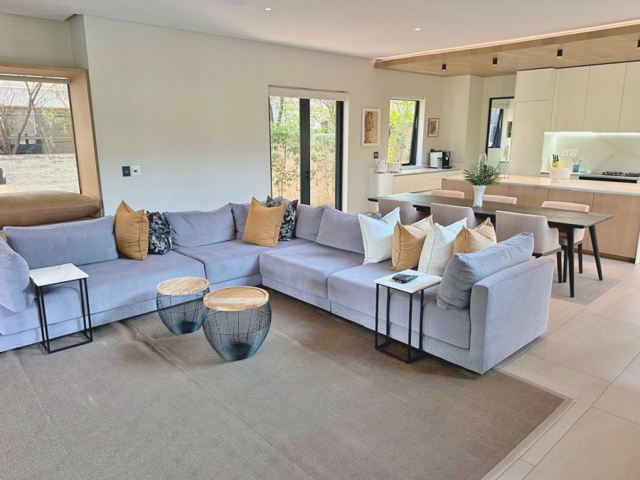 4 Bedroom Property for Sale in Waterfall Country Estate Gauteng