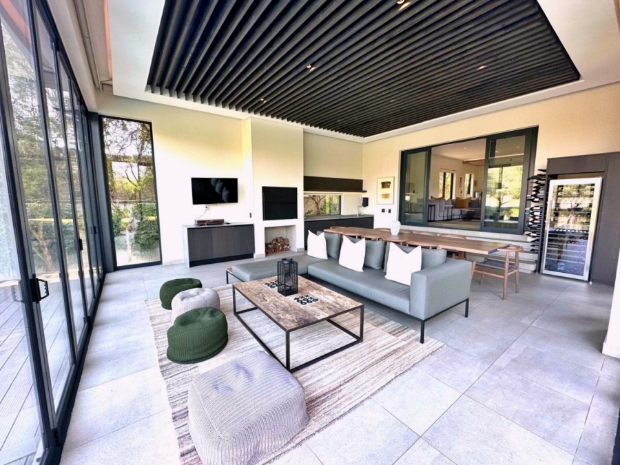 4 Bedroom Property for Sale in Waterfall Country Estate Gauteng