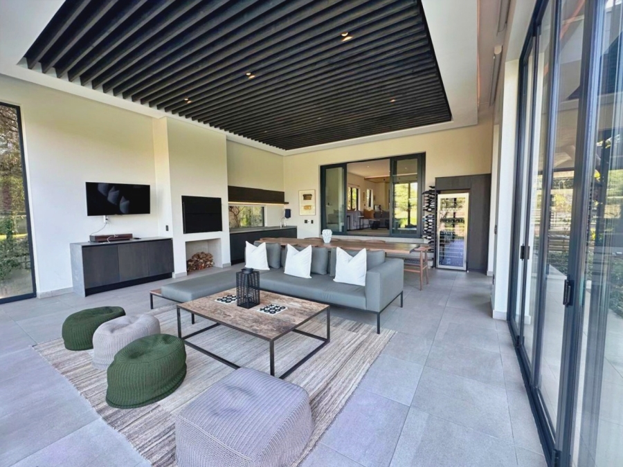 4 Bedroom Property for Sale in Waterfall Country Estate Gauteng