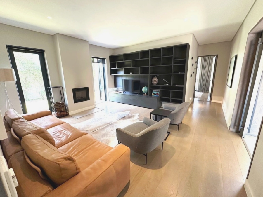 4 Bedroom Property for Sale in Waterfall Country Estate Gauteng