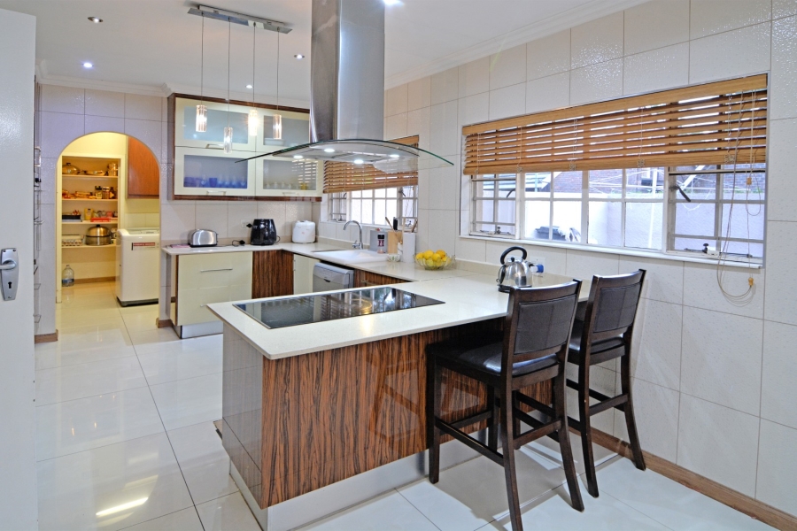 3 Bedroom Property for Sale in Beverley Gardens Gauteng