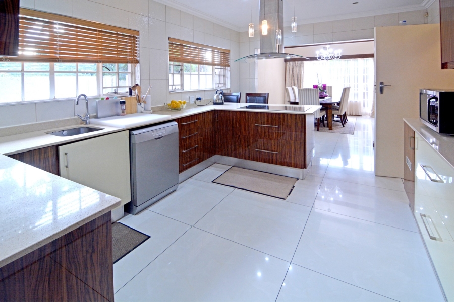 3 Bedroom Property for Sale in Beverley Gardens Gauteng