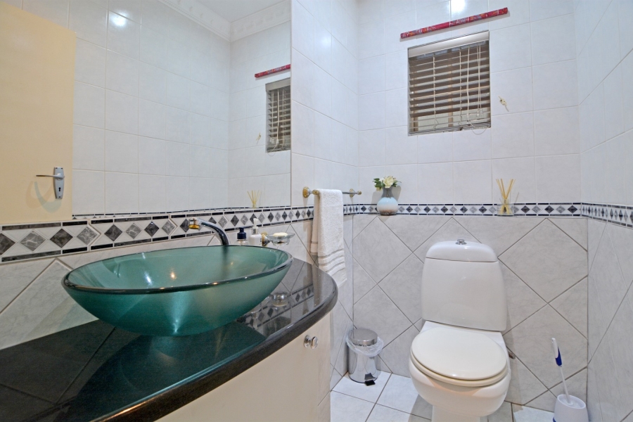 3 Bedroom Property for Sale in Beverley Gardens Gauteng