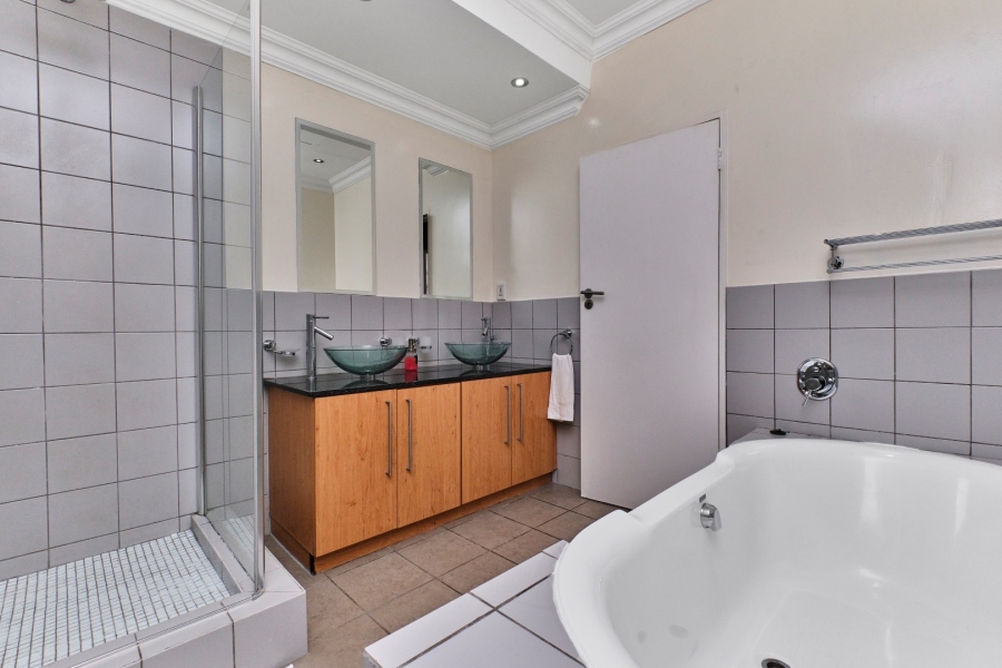 3 Bedroom Property for Sale in Riviera Gauteng