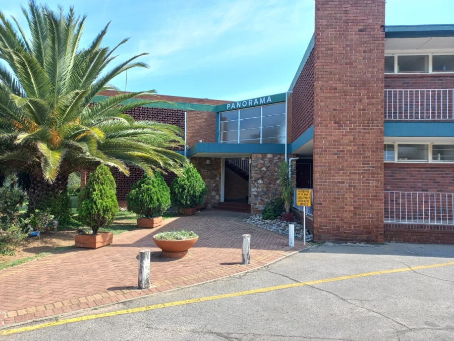 2 Bedroom Property for Sale in Greenhills Gauteng