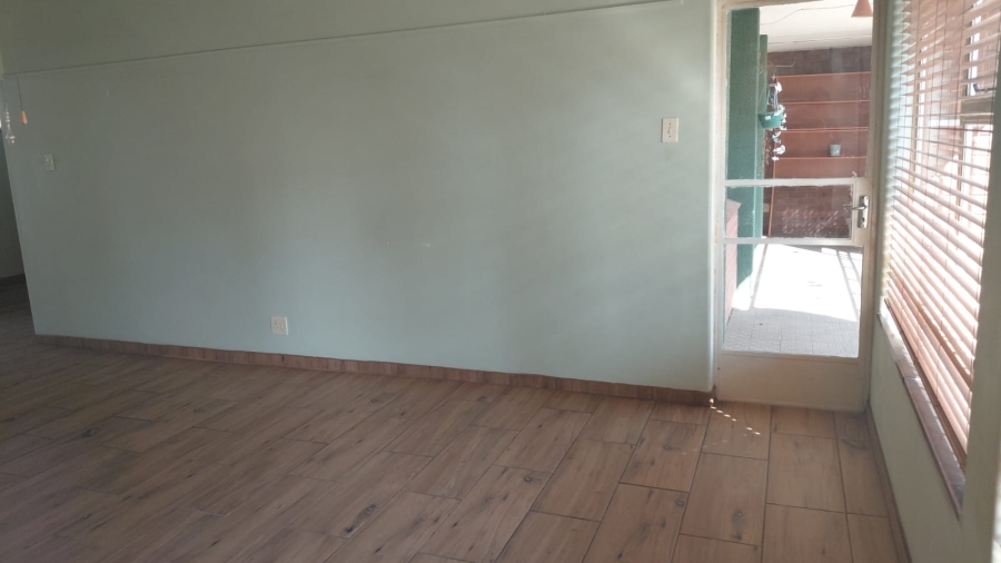 2 Bedroom Property for Sale in Greenhills Gauteng