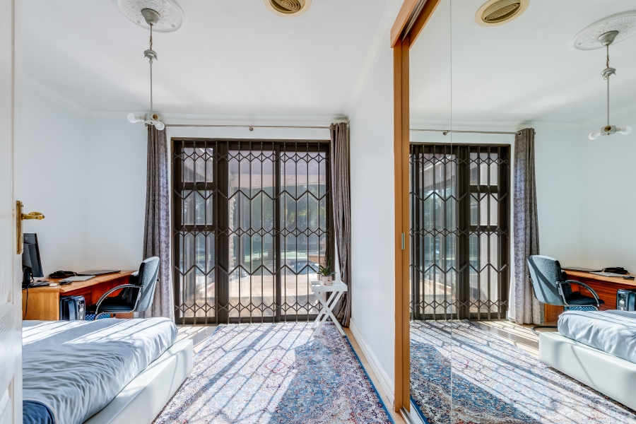 7 Bedroom Property for Sale in Morningside Gauteng