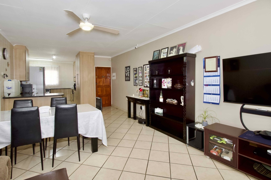 4 Bedroom Property for Sale in Paramount Estate Gauteng