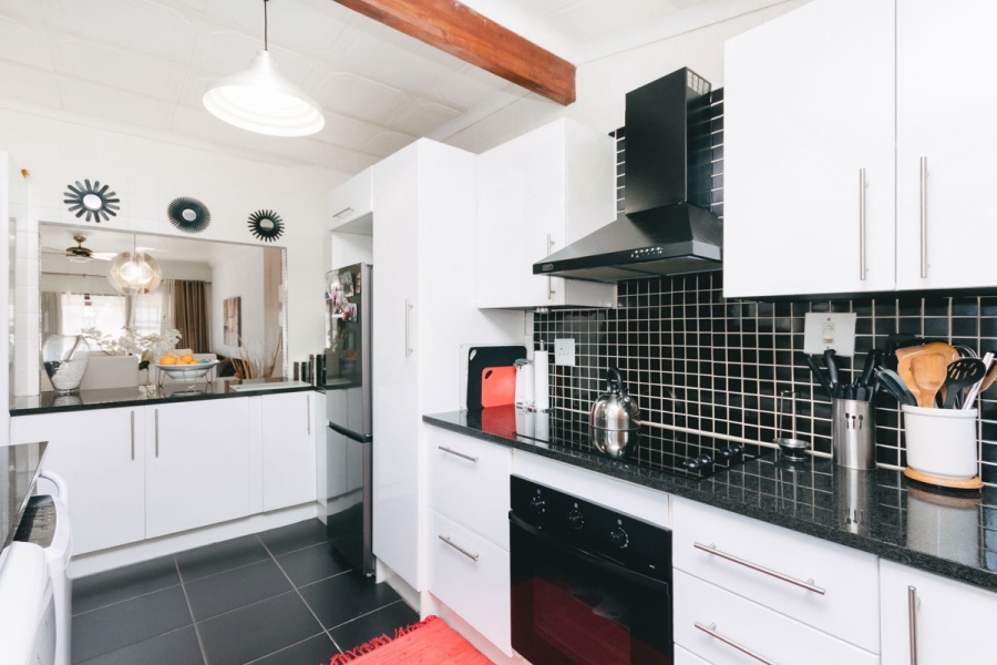 2 Bedroom Property for Sale in Weltevreden Park Gauteng