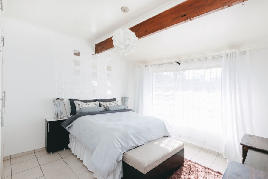 2 Bedroom Property for Sale in Weltevreden Park Gauteng
