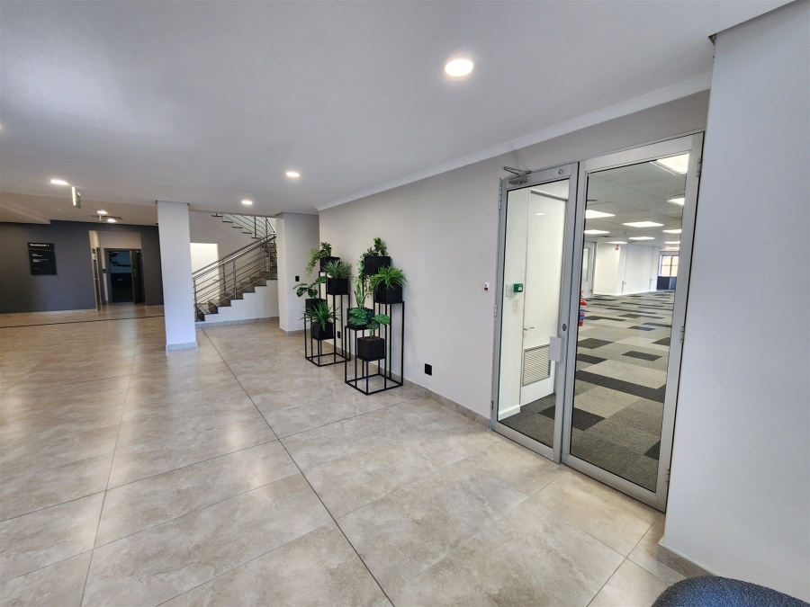 To Let Commercial Property for Rent in Barlow Park Gauteng