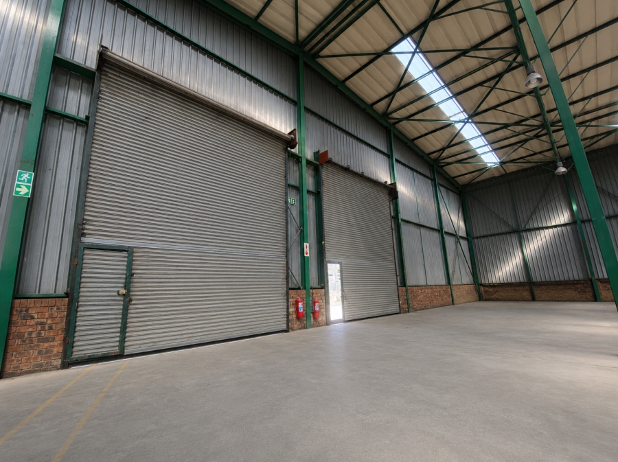 To Let Commercial Property for Rent in Randjespark Gauteng