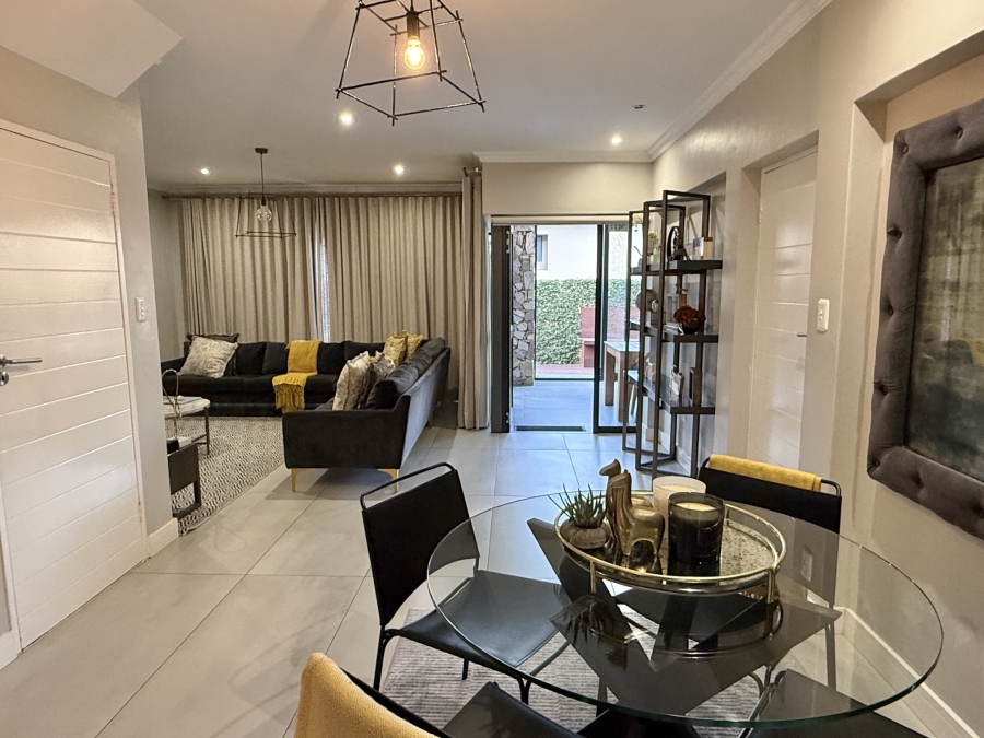 To Let 4 Bedroom Property for Rent in Olympus AH Gauteng