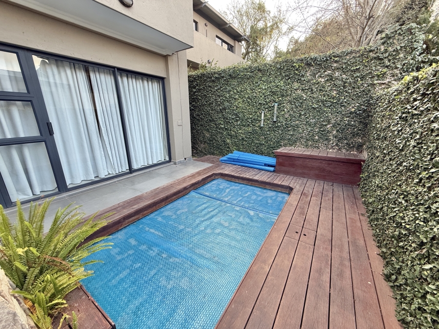 To Let 4 Bedroom Property for Rent in Olympus AH Gauteng