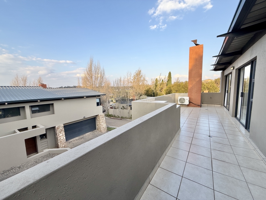 To Let 4 Bedroom Property for Rent in Olympus AH Gauteng