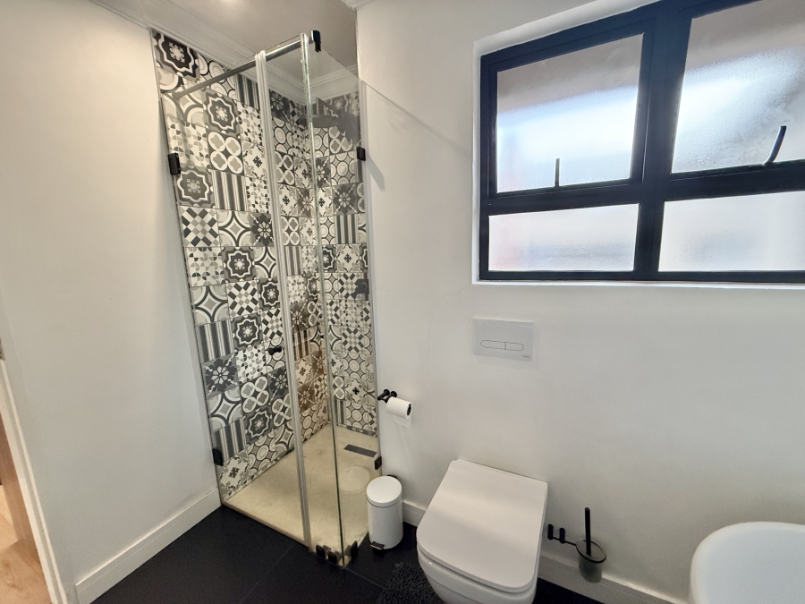 To Let 4 Bedroom Property for Rent in Olympus AH Gauteng