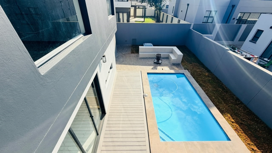 4 Bedroom Property for Sale in Fountainbrook Estate Gauteng