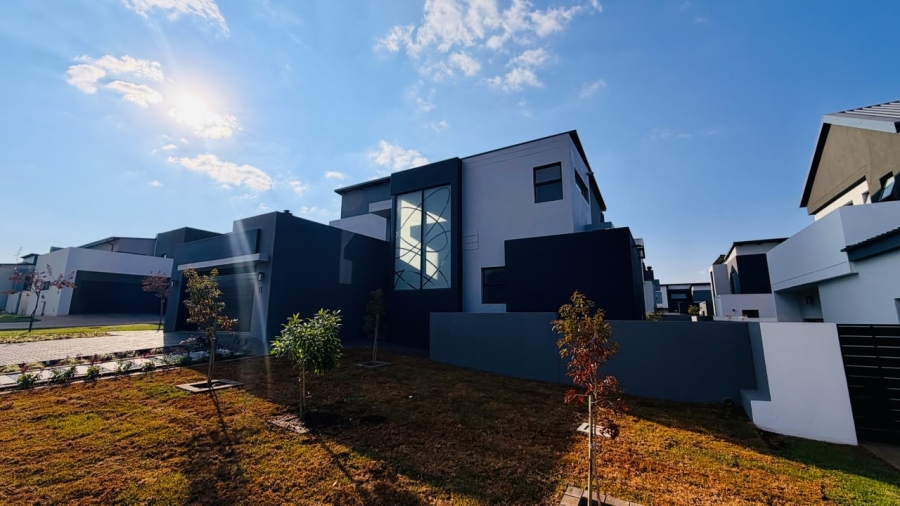 4 Bedroom Property for Sale in Fountainbrook Estate Gauteng