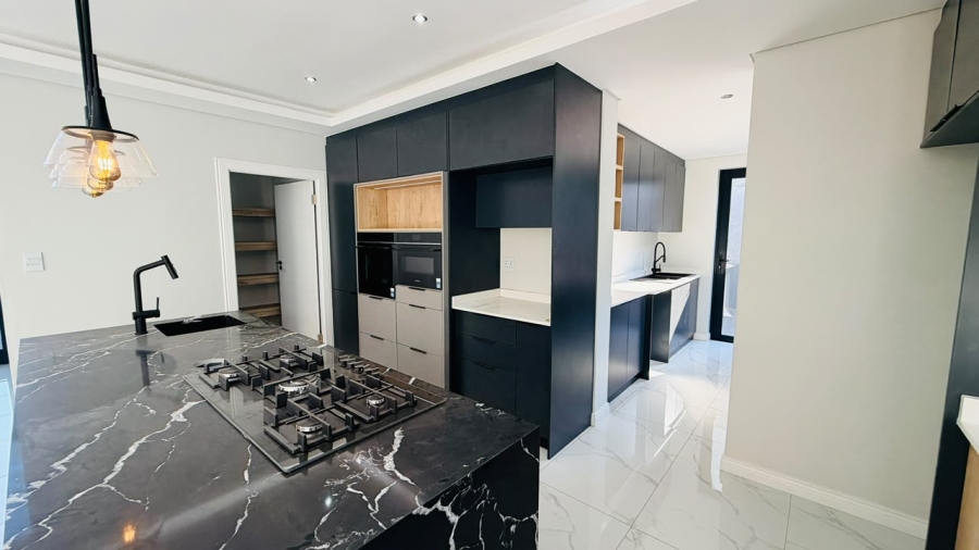 4 Bedroom Property for Sale in Fountainbrook Estate Gauteng