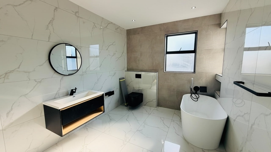 4 Bedroom Property for Sale in Fountainbrook Estate Gauteng