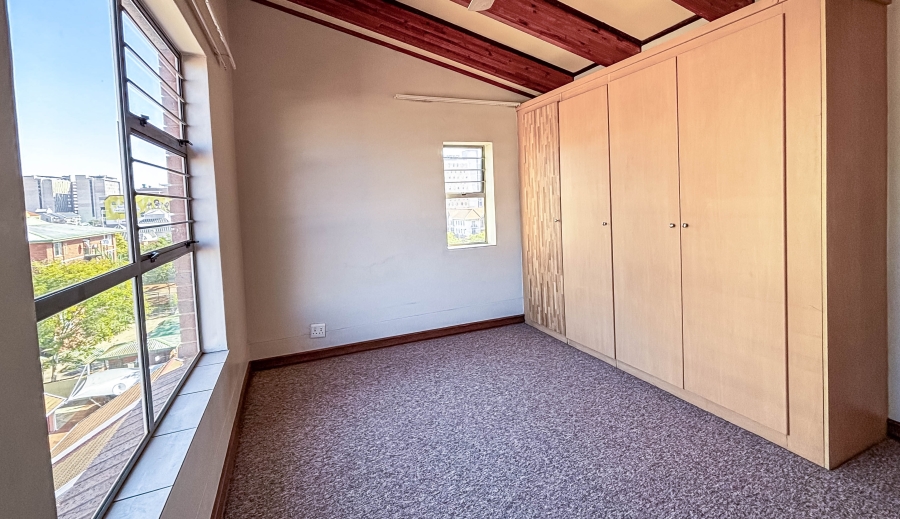 2 Bedroom Property for Sale in Hatfield Gauteng